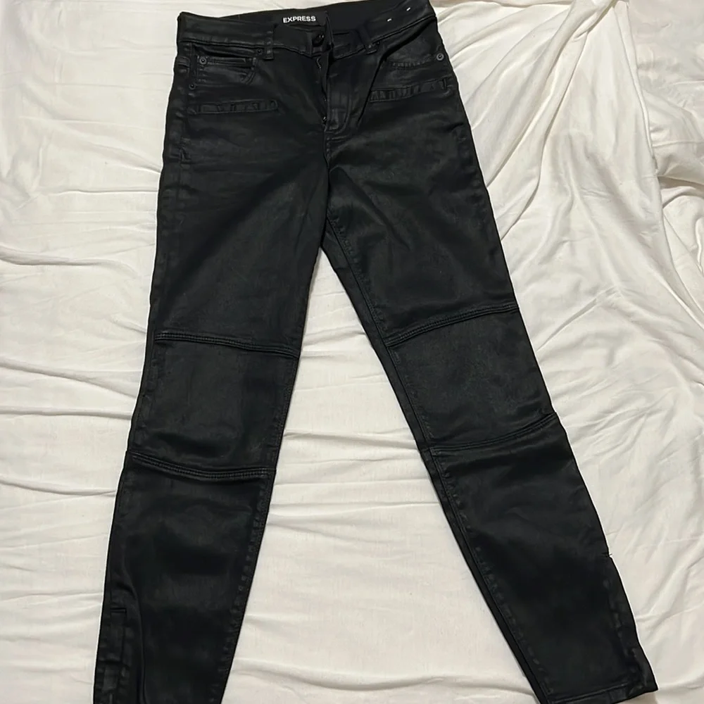 Express High Rise Stretch Ankle Jean - Picture 2 of 4